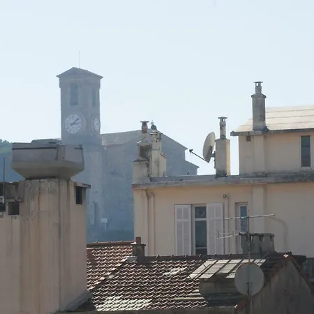 아파트 Deux Pieces Calme Et Lumineux A Deux Pas Du Palais Des Festivals