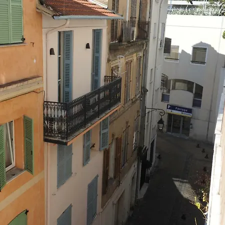 Deux Pieces Calme Et Lumineux A Deux Pas Du Palais Des Festivals 아파트